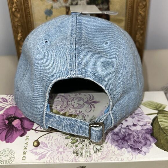 MIGHTY FINE OS UNISEX Vintage Blue Wash Denim Dog Embroidered Baseball Cap - Picture 9 of 12